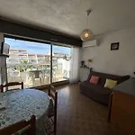 2 Pieces Avec Climatisation, 2 Terrasses Et Acces Direct Au Port - - Fr-1-250-96 * Le Grau-du-Roi